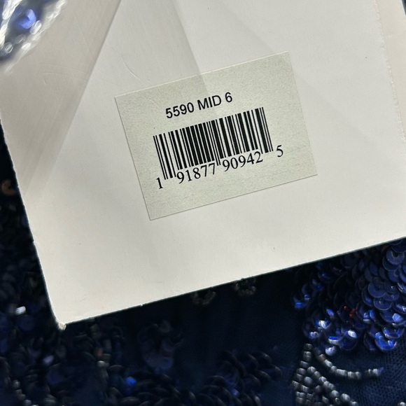 Mac Duggal 5590 NWT Midnight Blue Beaded Floral Long Sleeve Cocktail Midi Dress - Picture 7 of 7